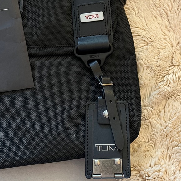 TUMI Black Messenger Bag - Picture 1 of 5